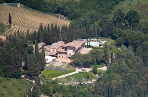 Bazén v ubytování Hotel La Collegiata nebo v jeho okolí