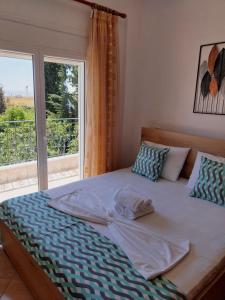 Gallery image of Olga's apartment Drymades in Dhërmi