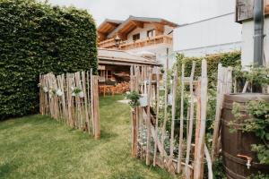 Vonkajšia záhrada v ubytovaní Aparthotel Steger Wagrain