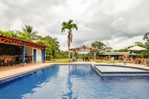 Bazén v ubytování Finca Hotel San Cristobal Quindio nebo v jeho okolí