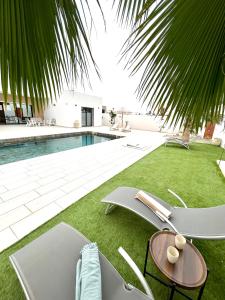 Πισίνα στο ή κοντά στο Dar El Salem Villa de Haut Standing +19 φωτογραφίες