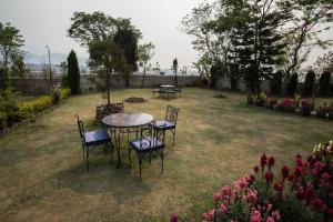 Aed väljaspool majutusasutust Planet Bhaktapur Hotel
