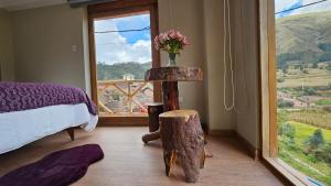A seating area at Amaru TreeHouse