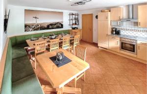 Kuchyňa alebo kuchynka v ubytovaní Wunderschoenes Ferienhaus