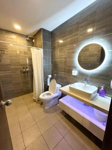 Koupelna v ubytování Symphony Tower - Studio, High Floor, Self Check in, Free Parking, Free Netflix, 200mbps WIFI WIFI