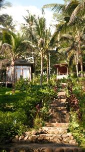 Aed väljaspool majutusasutust Bali Secret Jungle