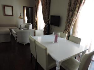 TV a/nebo společenská místnost v ubytování Precioso Apartamento en el Centro