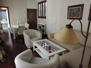 Posezení v ubytování Precioso Apartamento en el Centro