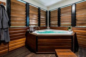 Fotografie z fotogalerie ubytování Sunbird Gardens Villa 3 v destinaci Agnes Water