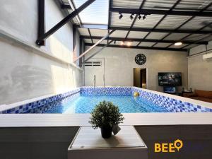 Πισίνα στο ή κοντά στο Melaka Wan Show Land House with Private Pool for 16PAX