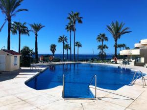 Bazén v ubytovaní Apartments Bermuda Beach alebo v jeho blízkosti