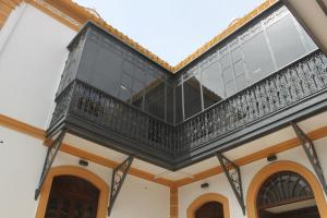 A balcony or terrace at Hotel Villa Maria Még 22 kép