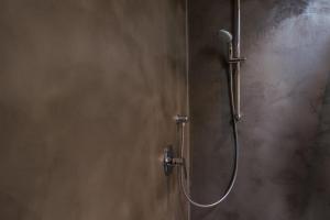 A bathroom at Weingut Georgium