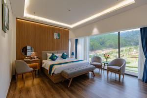 Posezení v ubytování Rung Thong Nui Voi Villa & Resort