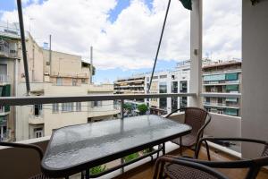 Galeriebild der Unterkunft Patision cinema apartment in Mesochórion