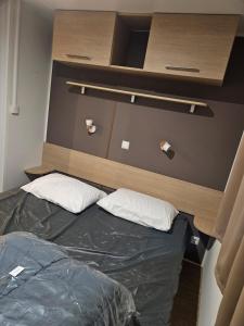 Φωτογραφία από το άλμπουμ του mobil-home 6 personnes chez maylia σε Cadenet