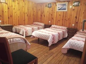 Postel nebo postele na pokoji v ubytování Albergue El Palomar