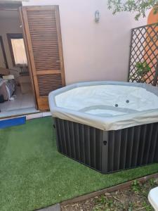 Ảnh trong thư viện ảnh của Sardegnaest vista mare piscina spa ở Budoni