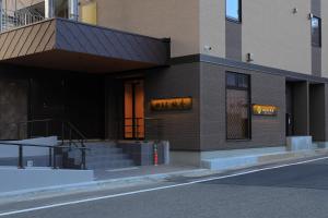 福岛松島屋 桃香的前面有楼梯的建筑物