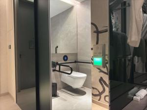 Mondrian Singapore Duxton的一间浴室