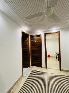 Fotografie z fotogalerie ubytování Hotel Smart - Malviya Nagar Above KFC v Novém Dillí