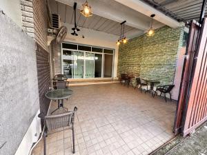 Balkón nebo terasa v ubytování Tropikathu Guest House