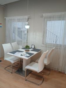 Posedenie v ubytovaní Soda apartman