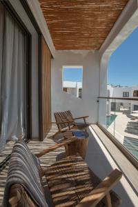 Uma varanda ou terraço em Nuca Mykonos