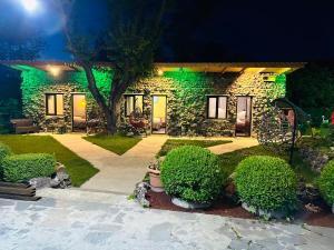 Afbeelding uit fotogalerij van Tsotne's kingdom in Vardzia