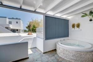 Fotografie z fotogalerie ubytování Aegean Paradiso Vacation Club - "Adults Only" v destinaci Azolimnos