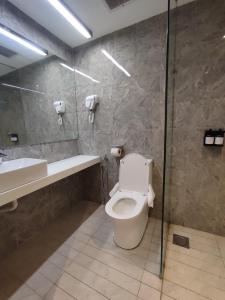 Koupelna v ubytování T Hotel SP Pekan Lama