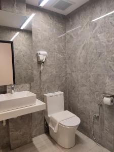 Koupelna v ubytování T Hotel SP Pekan Lama
