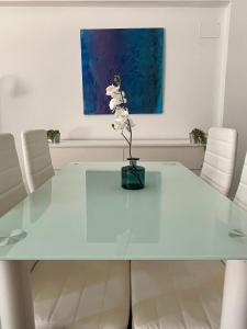 Imagen de la galería de Luxury loft con jardín cerca del aeropuerto, en San Sebastián de los Reyes