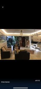 Χώρος καθιστικού στο özen turku HOME
