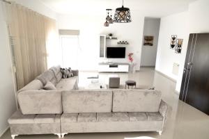 Un lugar para sentarse en Lalzit Hills Apartments