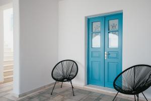 Galeriebild der Unterkunft Paros Inn Seafront in Logaras