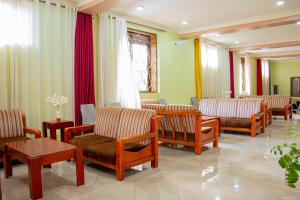 Area tempat duduk di SEED HOTEL