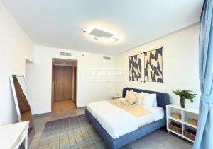 Postel nebo postele na pokoji v ubytování Unique 1BR in Stella Maris,City View,Dubai Marina