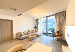 Posezení v ubytování Unique 1BR in Stella Maris,City View,Dubai Marina + 11 fotografií