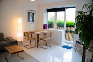 Φωτογραφία από το άλμπουμ του Spacious Nordic Cph Apt Garden I 5 Min to Metro στην Κοπεγχάγη
