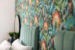 Posezení v ubytování Large & Stylish-3Bed-Sleeps 6-By FabAccommodation