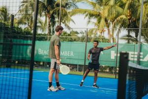 Tenis a/nebo squash v ubytování Royal Palm Beachcomber Luxury nebo okolí