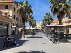 Nabolaget omkring lejligheden eller i nærheden