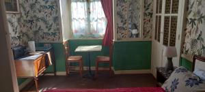 Posezení v ubytování 13 Bohemian Bienvenue B&B