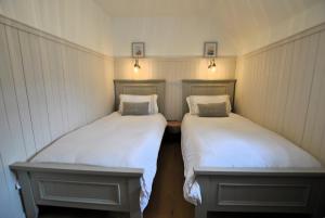 Gallery image of Harbour Sunrise- stunning coastal apartment in Crail