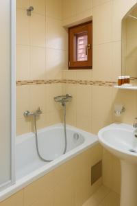 Koupelna v ubytování Luxury Hotel Dubrava Budva