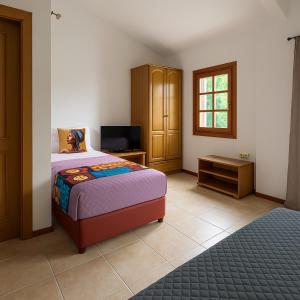 Postel nebo postele na pokoji v ubytování Luxury Hotel Dubrava Budva