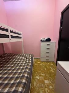 Affordable 3 roms appartment with special price summer 2025客房内的一张或多张床位