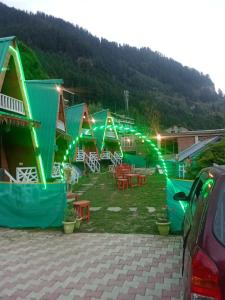 Fotografie z fotogalerie ubytování Wooden huts nr mall road for 4 person v destinaci Manāli