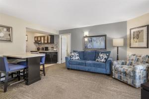 Uma área de estar em Sonesta ES Suites Orlando - Lake Buena Vista